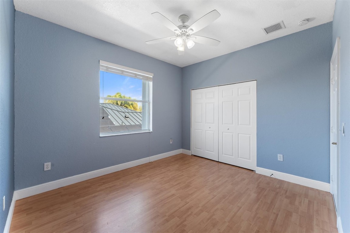 SUNSET LAKES PLAT THREE - Residential