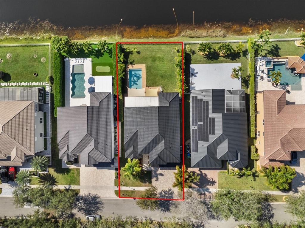 SUNSET LAKES PLAT THREE - Residential