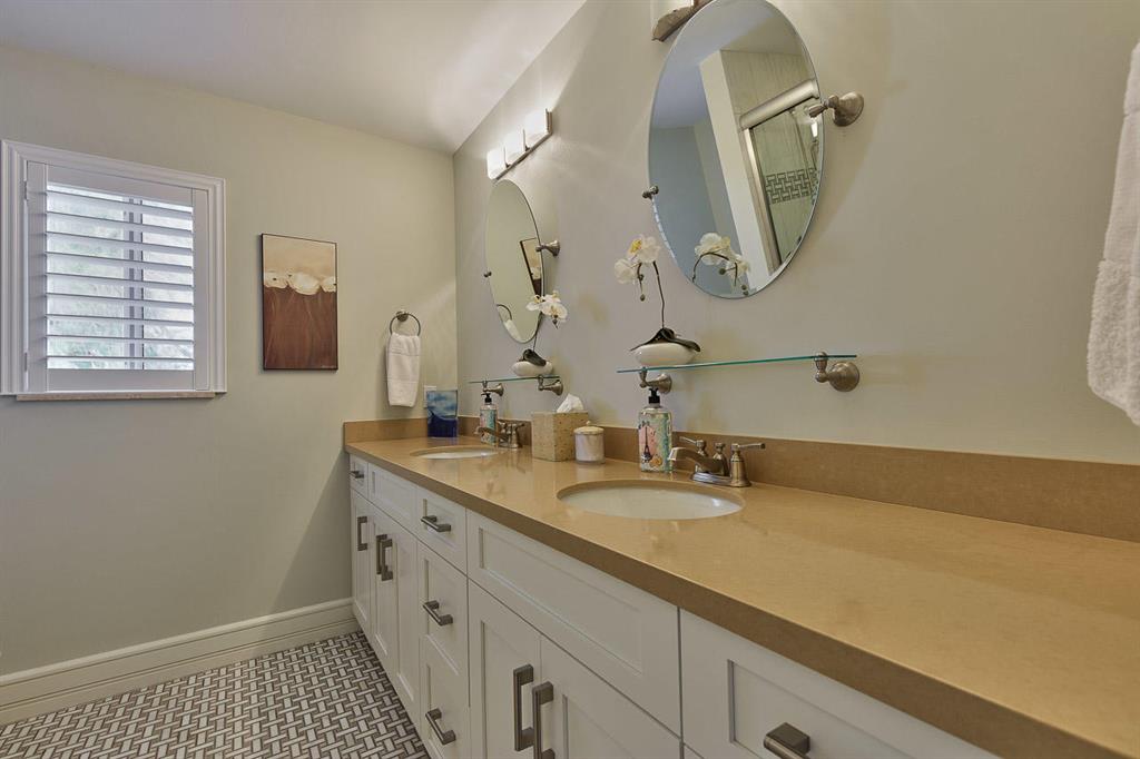 Admirals Cove - Residential