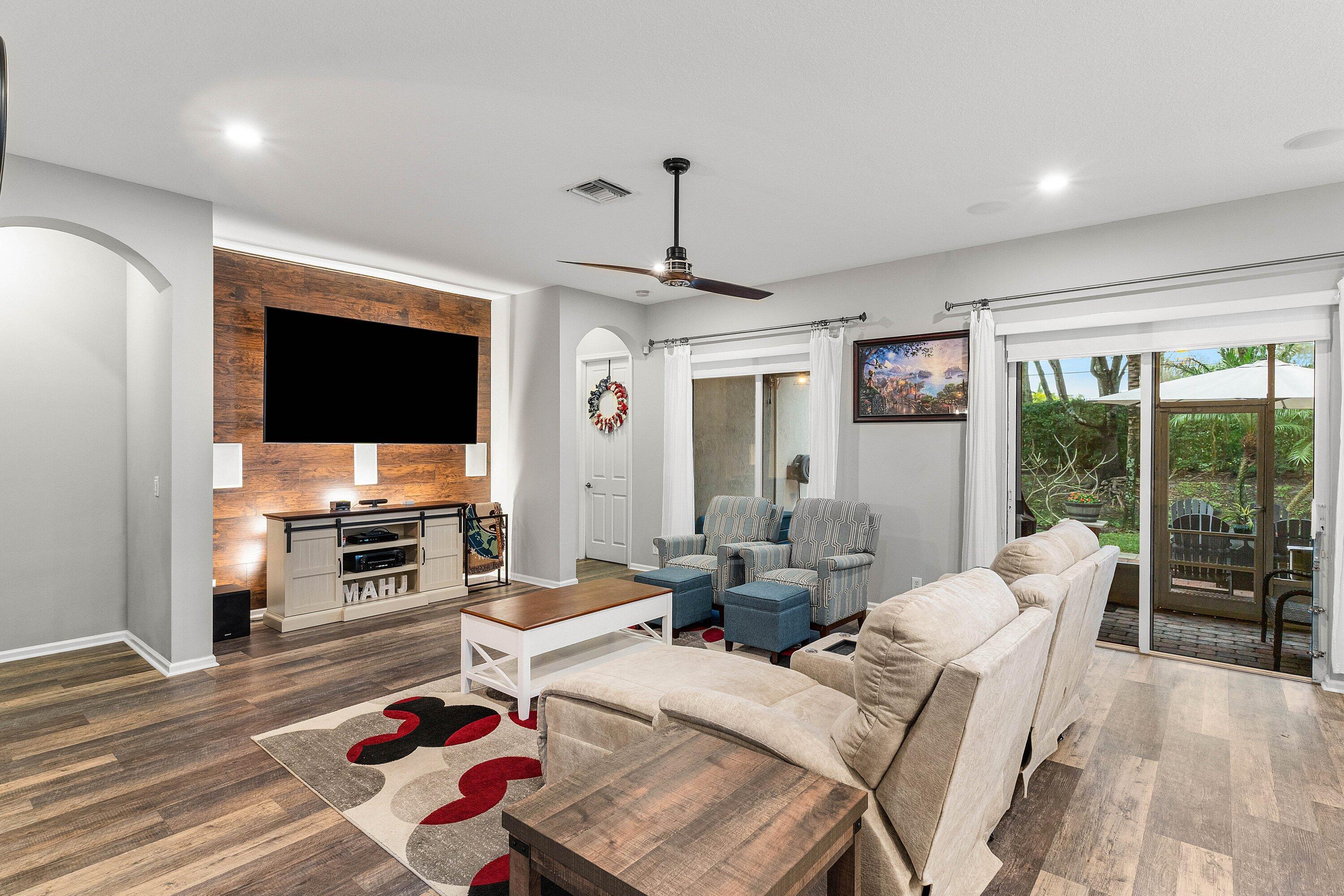 DIAMOND C RANCH POD B - Residential