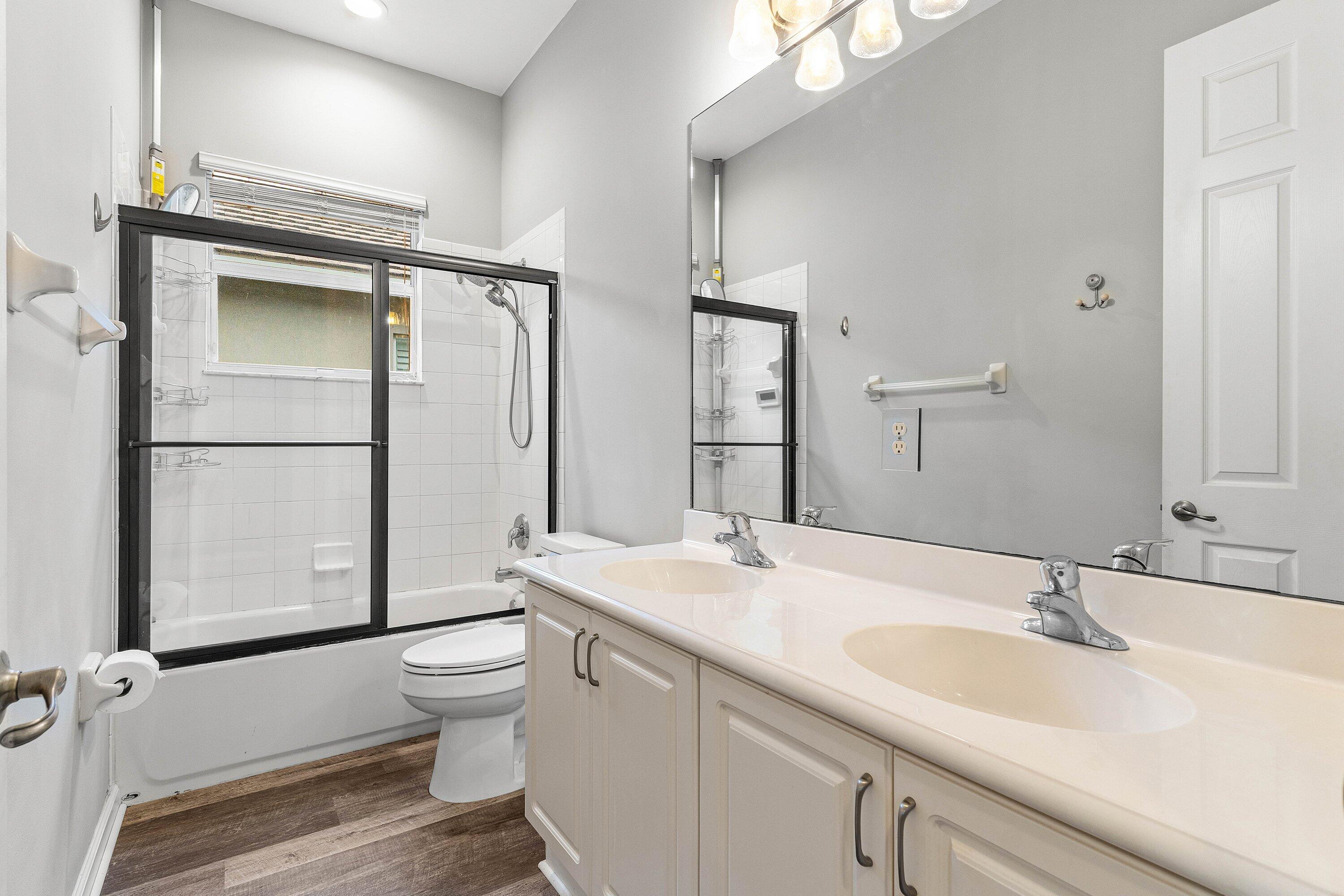 DIAMOND C RANCH POD B - Residential