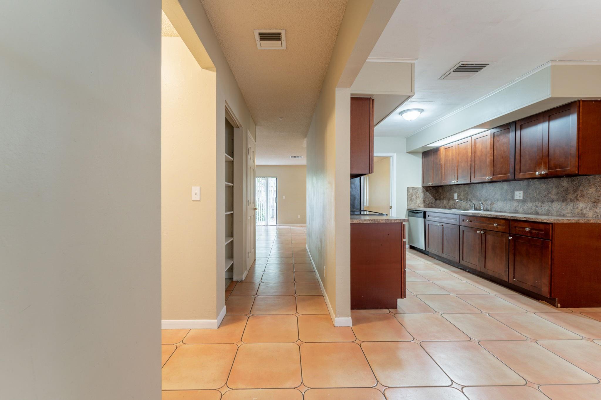 2700 N 34th Ave 1