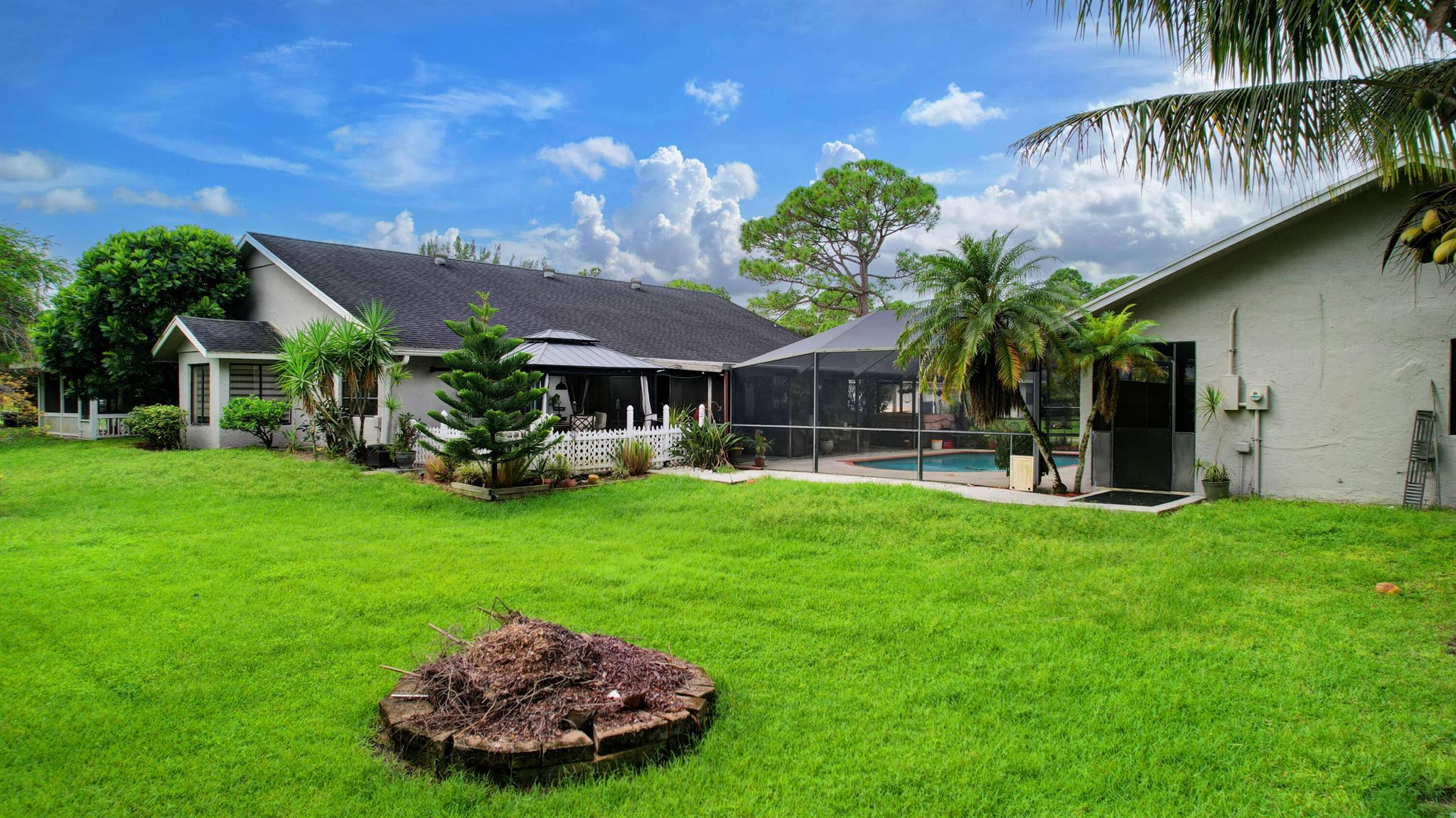 The Acreage - Residential