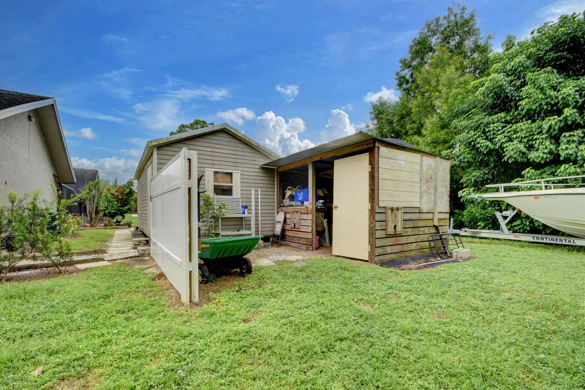 The Acreage - Residential