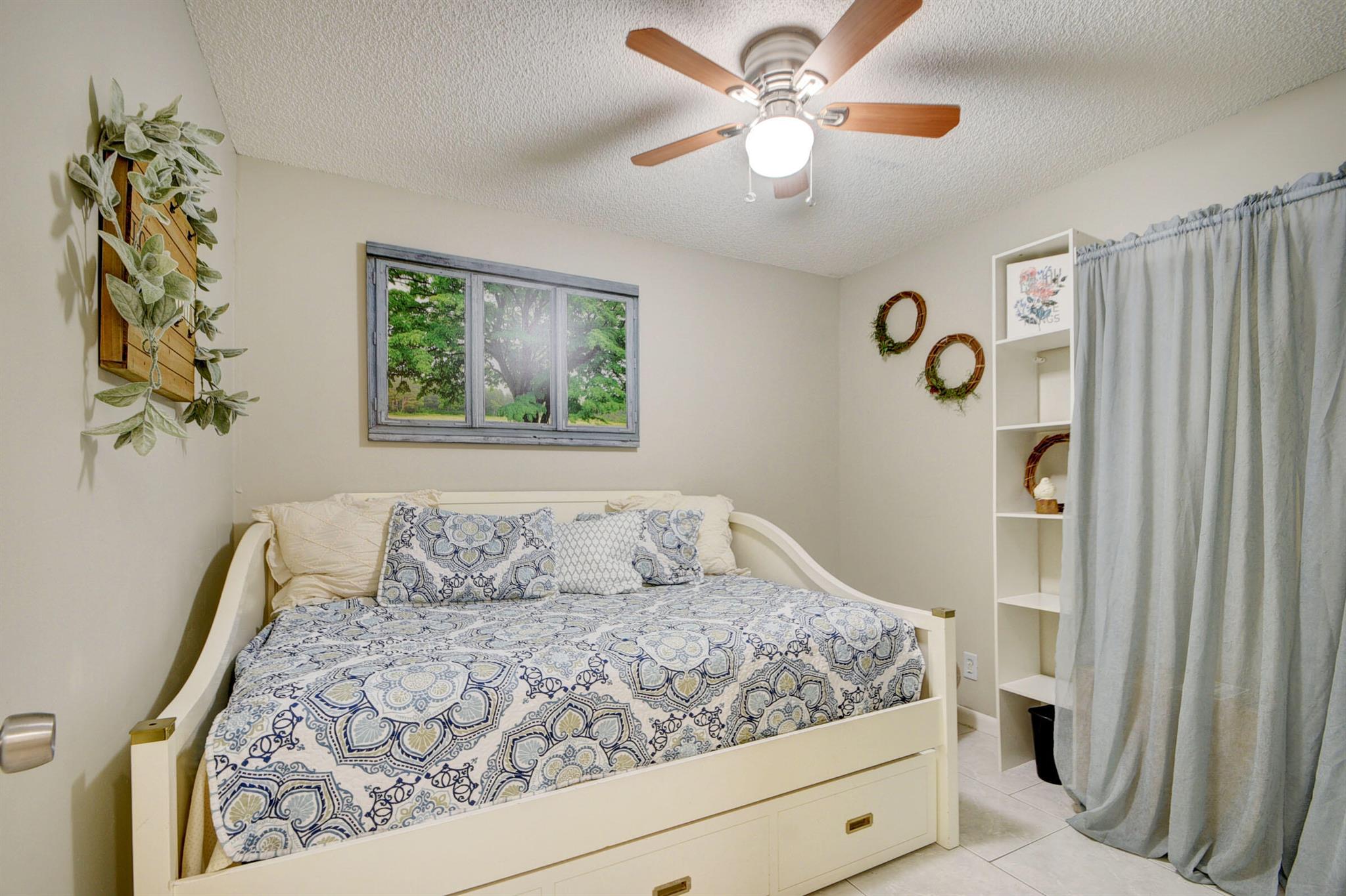 The Acreage - Residential