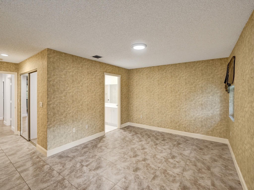 PALM ISLES I, II - Residential