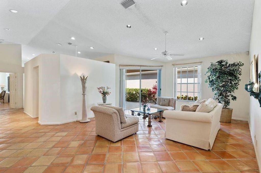 Photo of 8170 Hampton Wood Drive, Boca Raton, FL 33433 (MLS # F10524378)