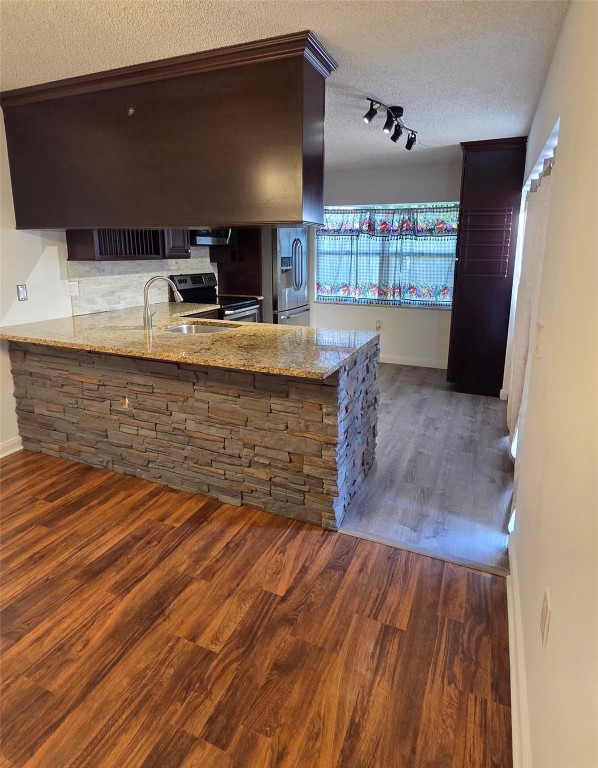 Sunset Trace - Residential