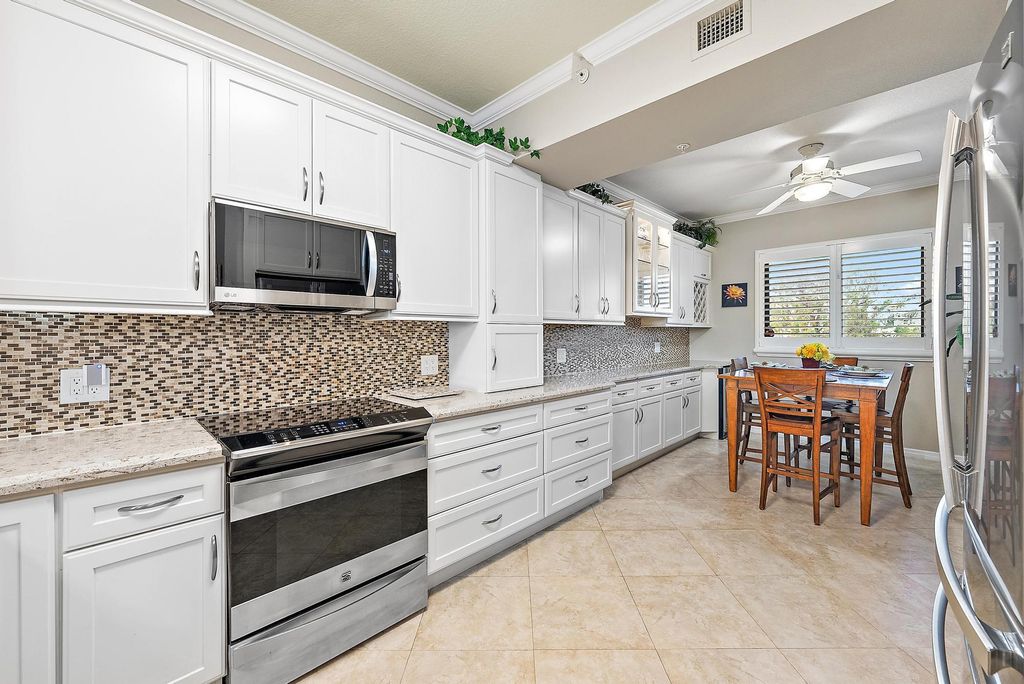 Photo of 370 Golfview Road #304, North Palm Beach, FL 33408 (MLS # R11094239)