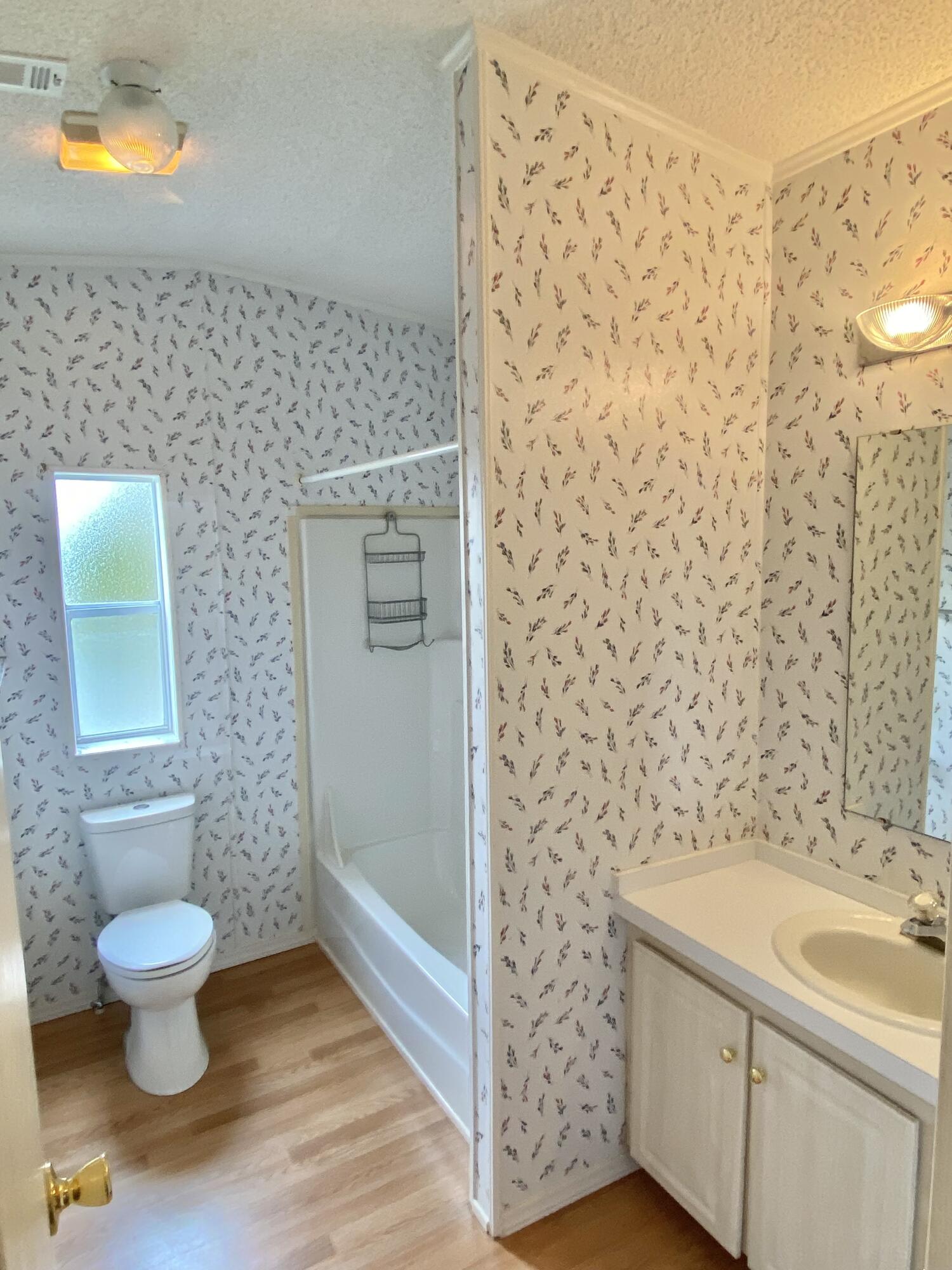 Pinelake Gardens & Estates - Residential