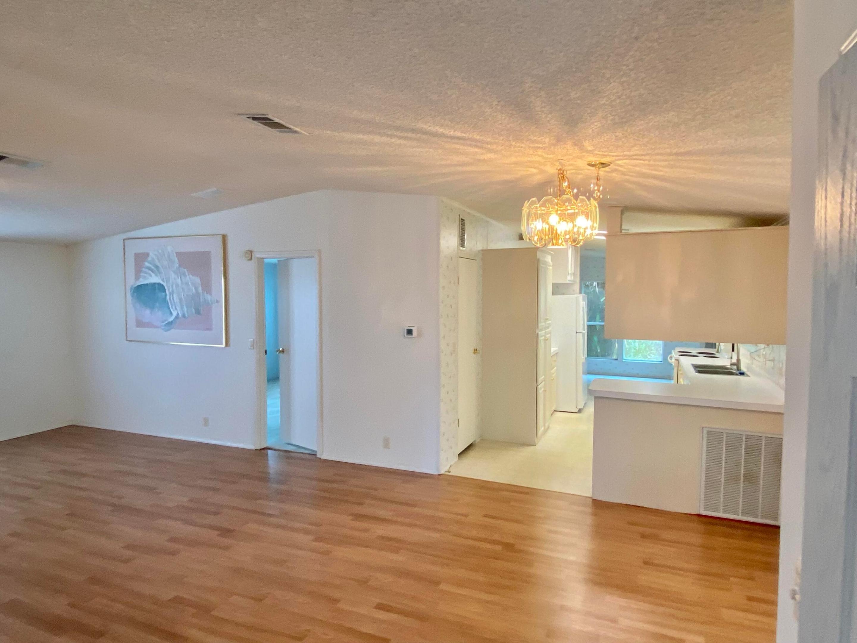 4236 SE Sweetwood Way