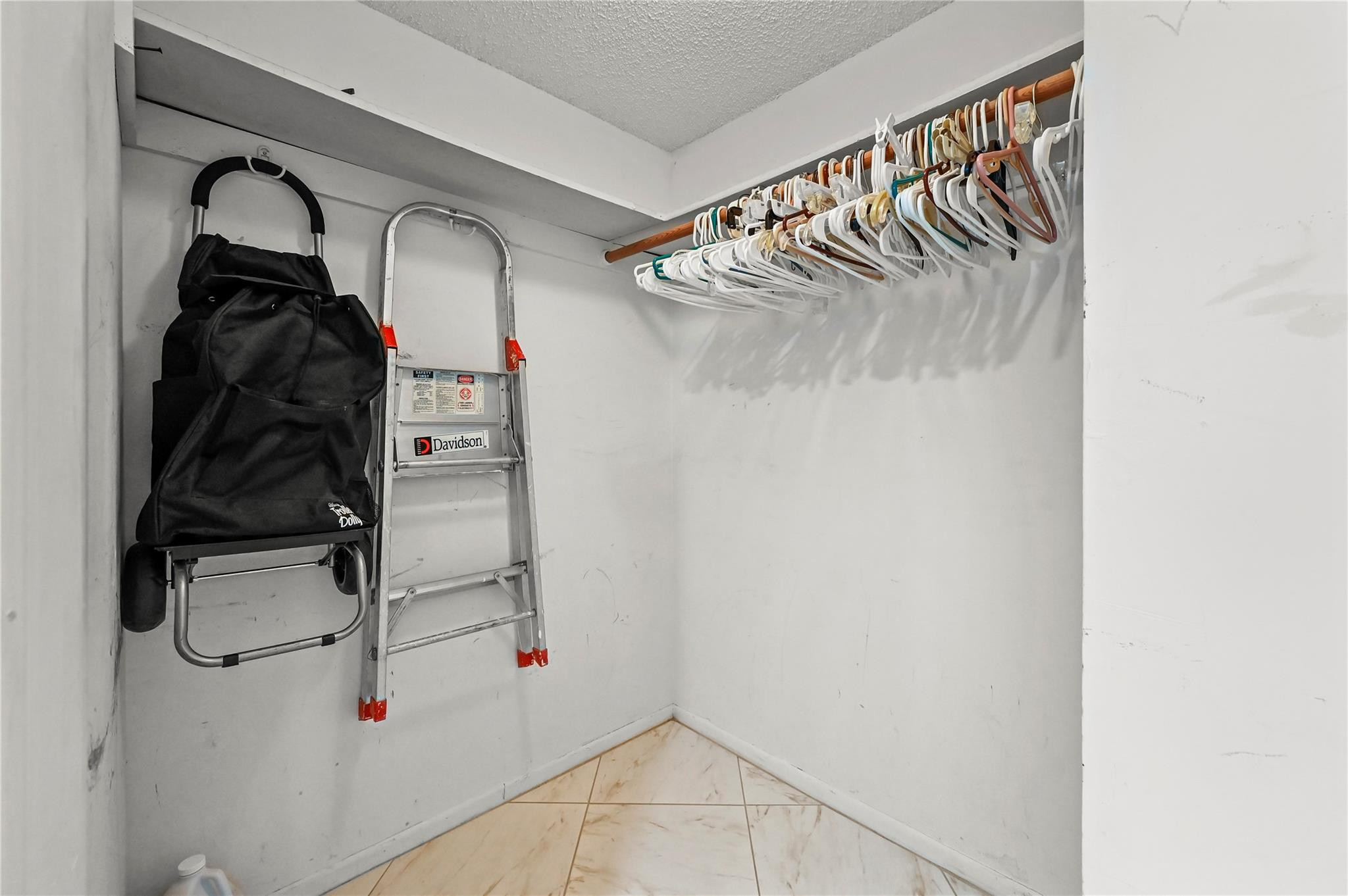 Poinciana by the Sea - Residential