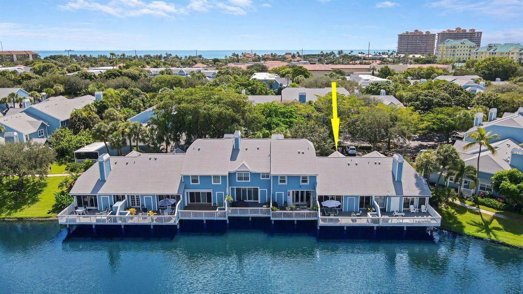 Photo of 620 Ocean Dunes Circle, Jupiter, FL 33477 (MLS # R10978171)