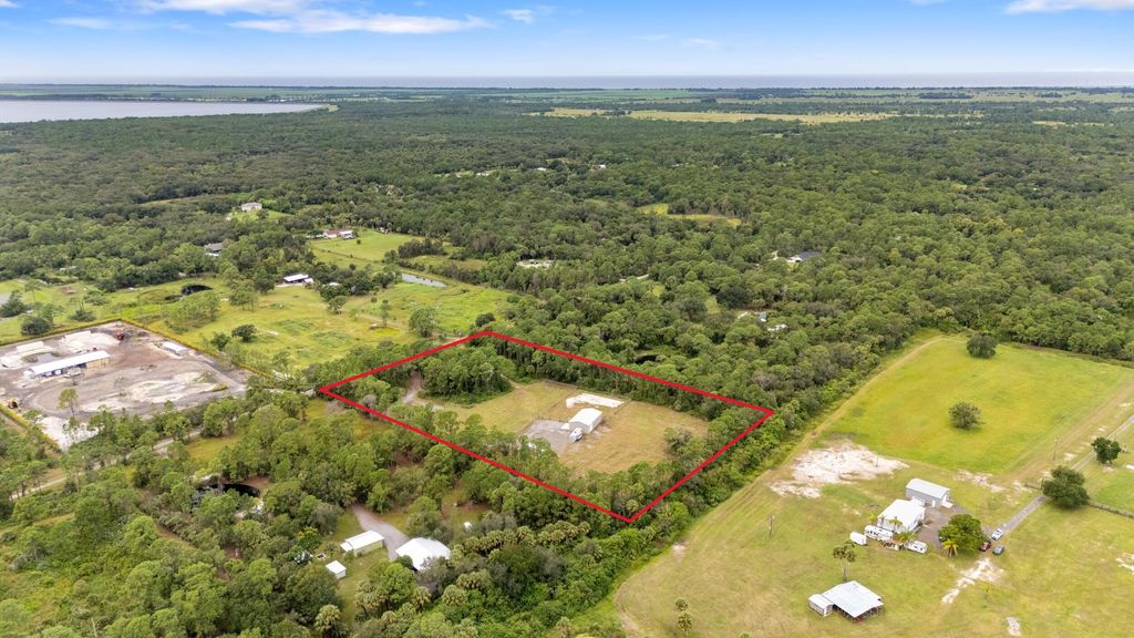 Photo of 24951 SW 86th Street, Indiantown, FL 34956 (MLS # R11166376)
