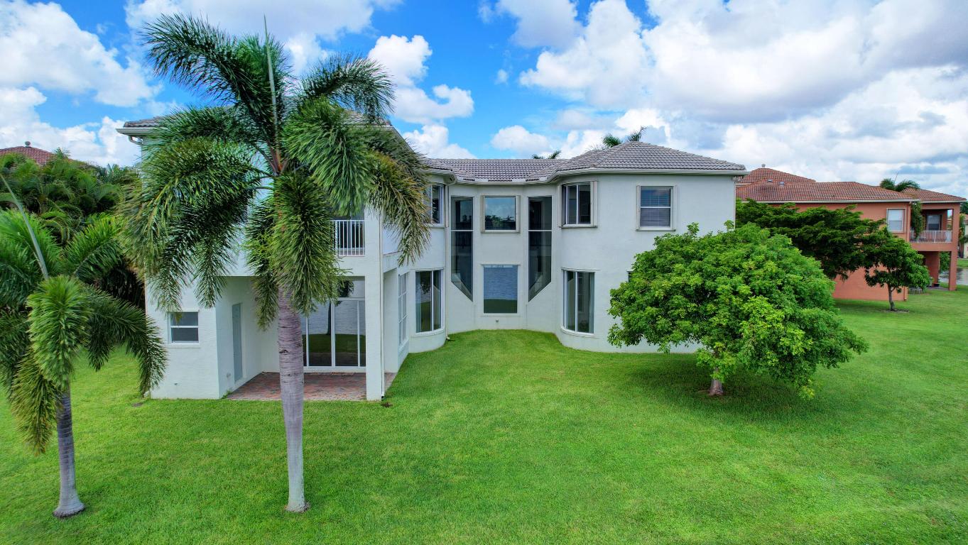 OLYMPIA 2 - Residential Lease