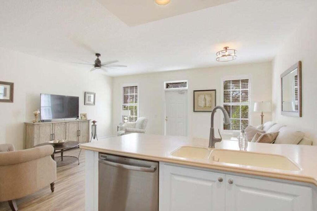 Photo of 143 Bishopwood Drive, Jupiter, FL 33458 (MLS # R10975858)