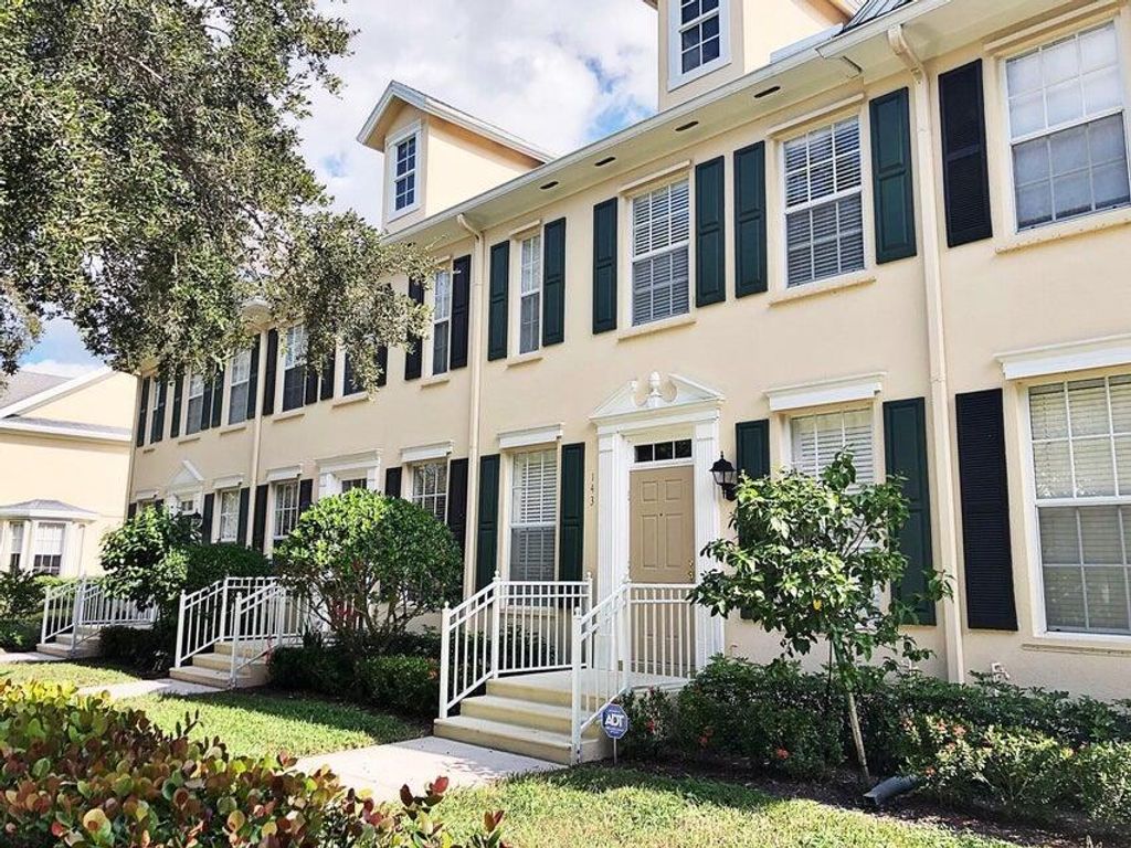 Photo of 143 Bishopwood Drive, Jupiter, FL 33458 (MLS # R10975858)