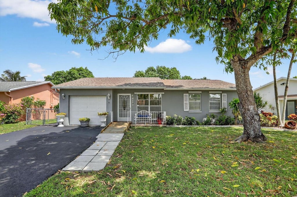 Photo of 6611 NW 24TH Court, Margate, FL 33063 (MLS # B26057717)