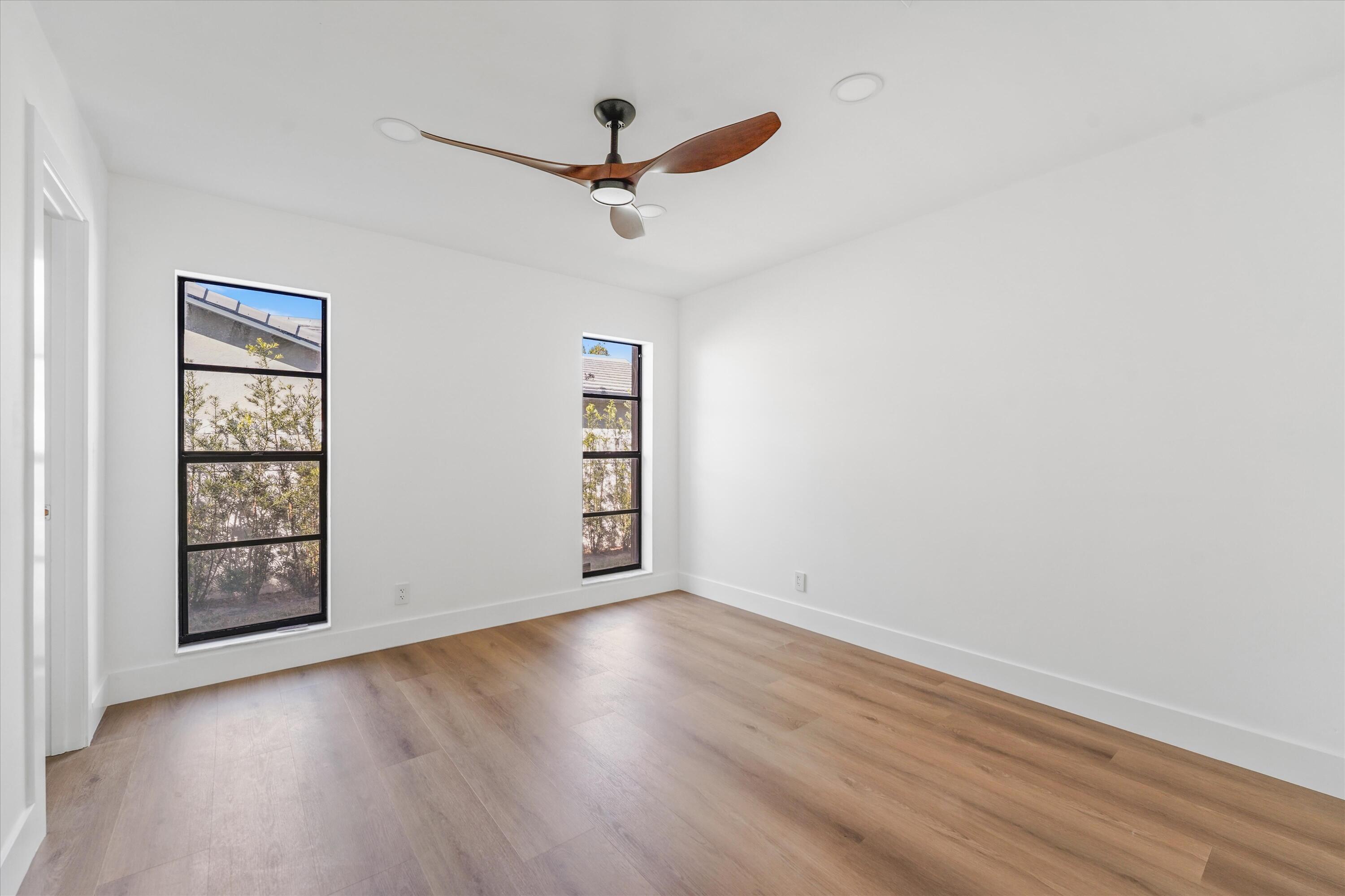 MAPLEWOOD - Residential