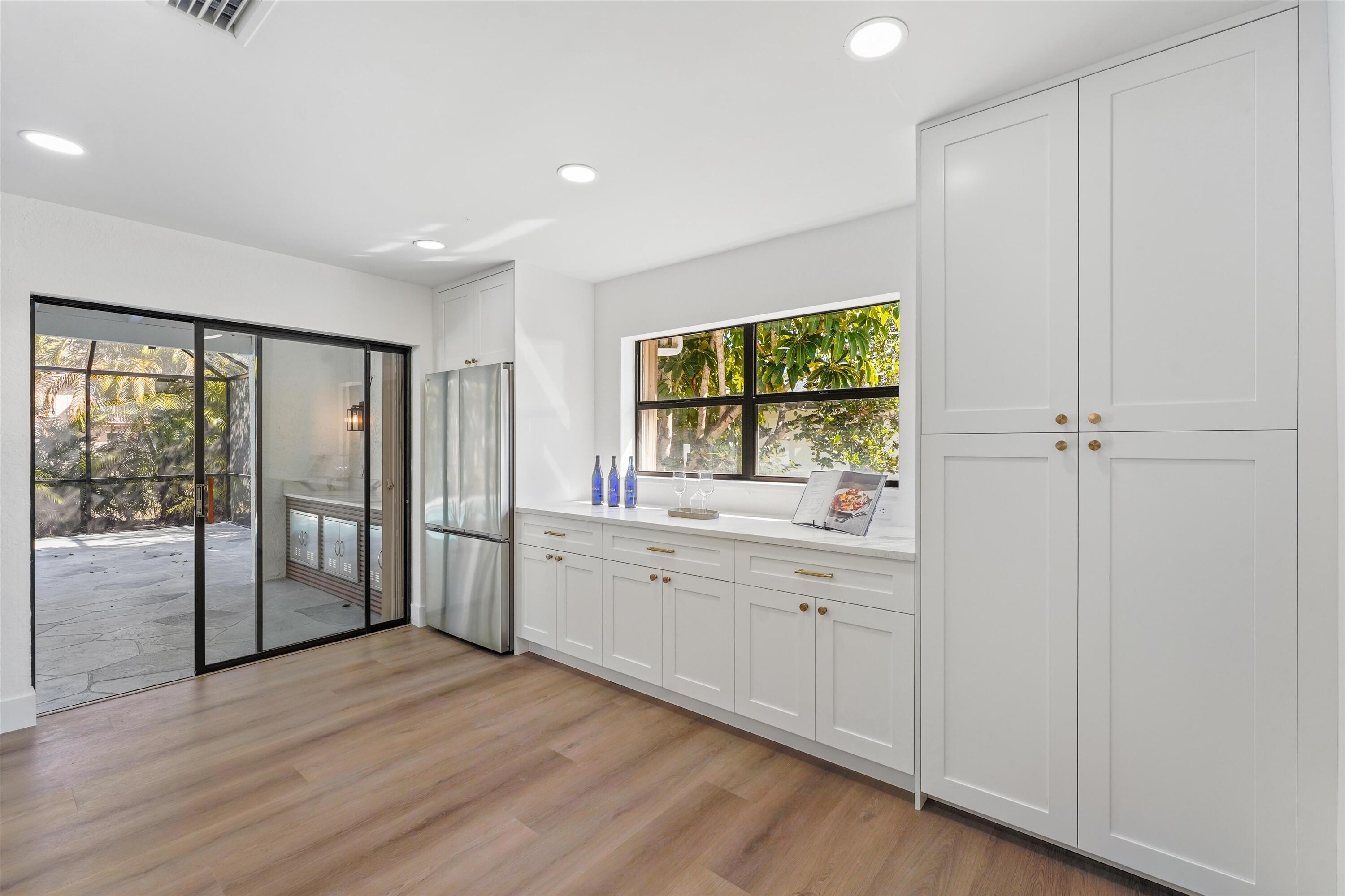 MAPLEWOOD - Residential