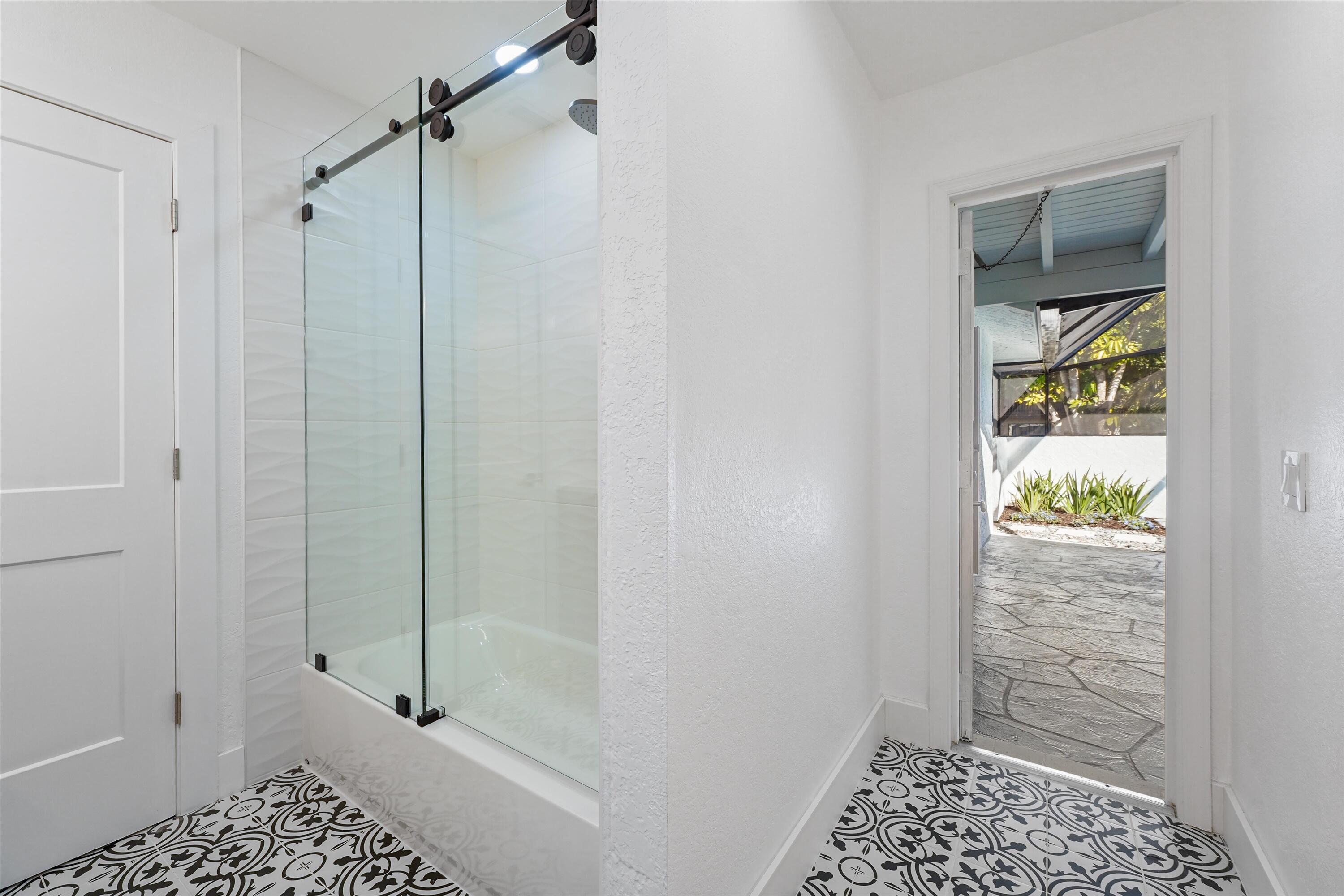 MAPLEWOOD - Residential