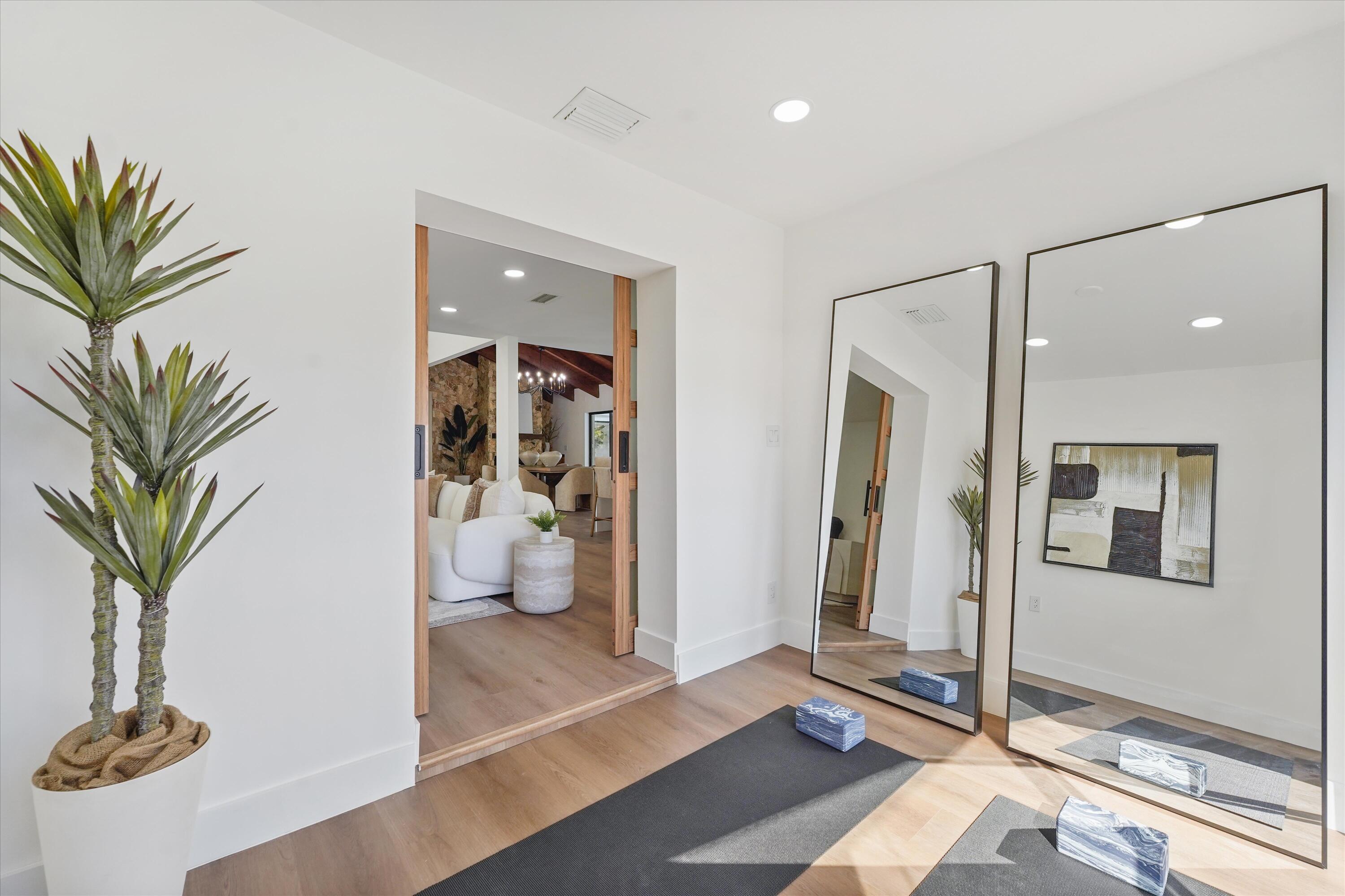 MAPLEWOOD - Residential