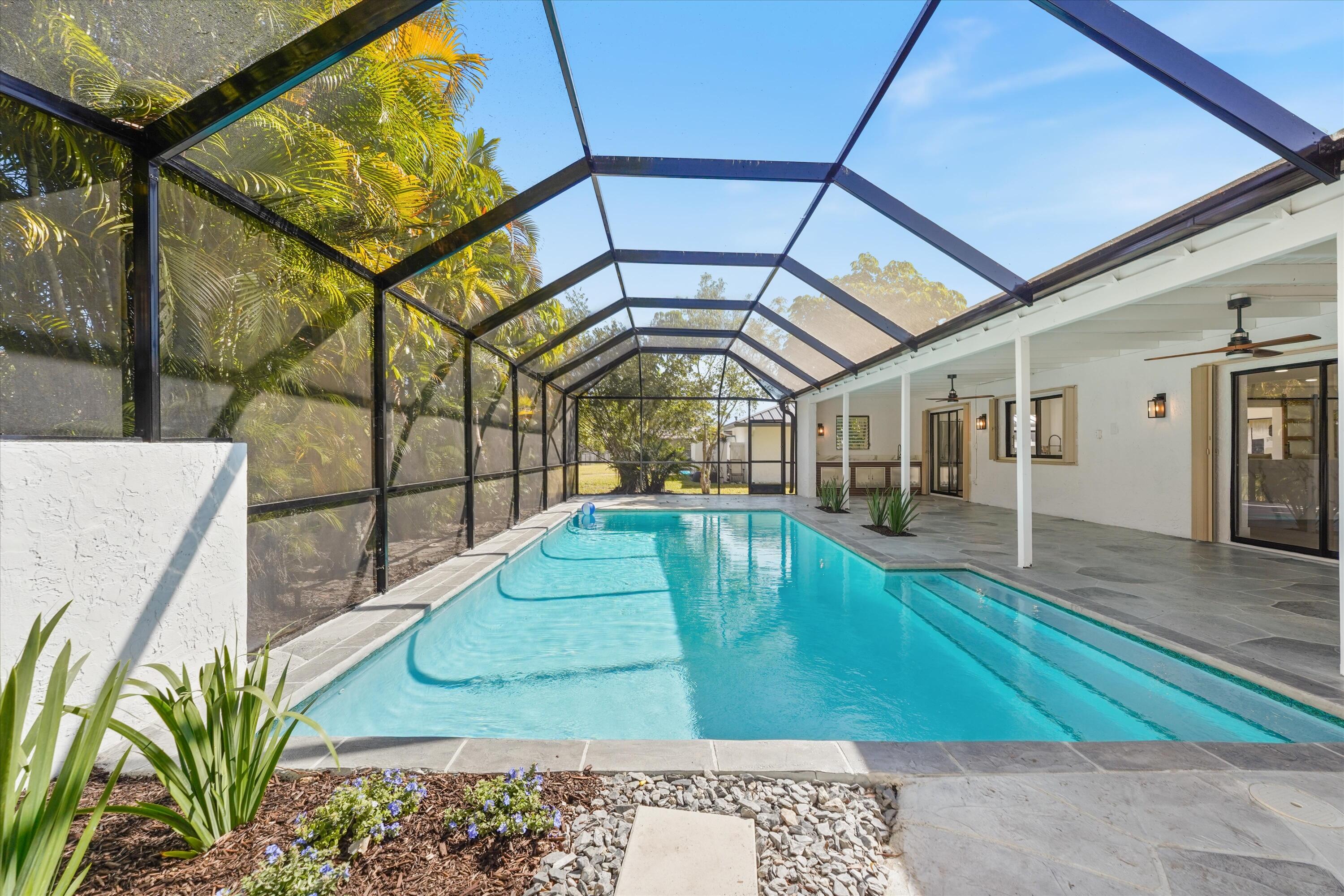 MAPLEWOOD - Residential