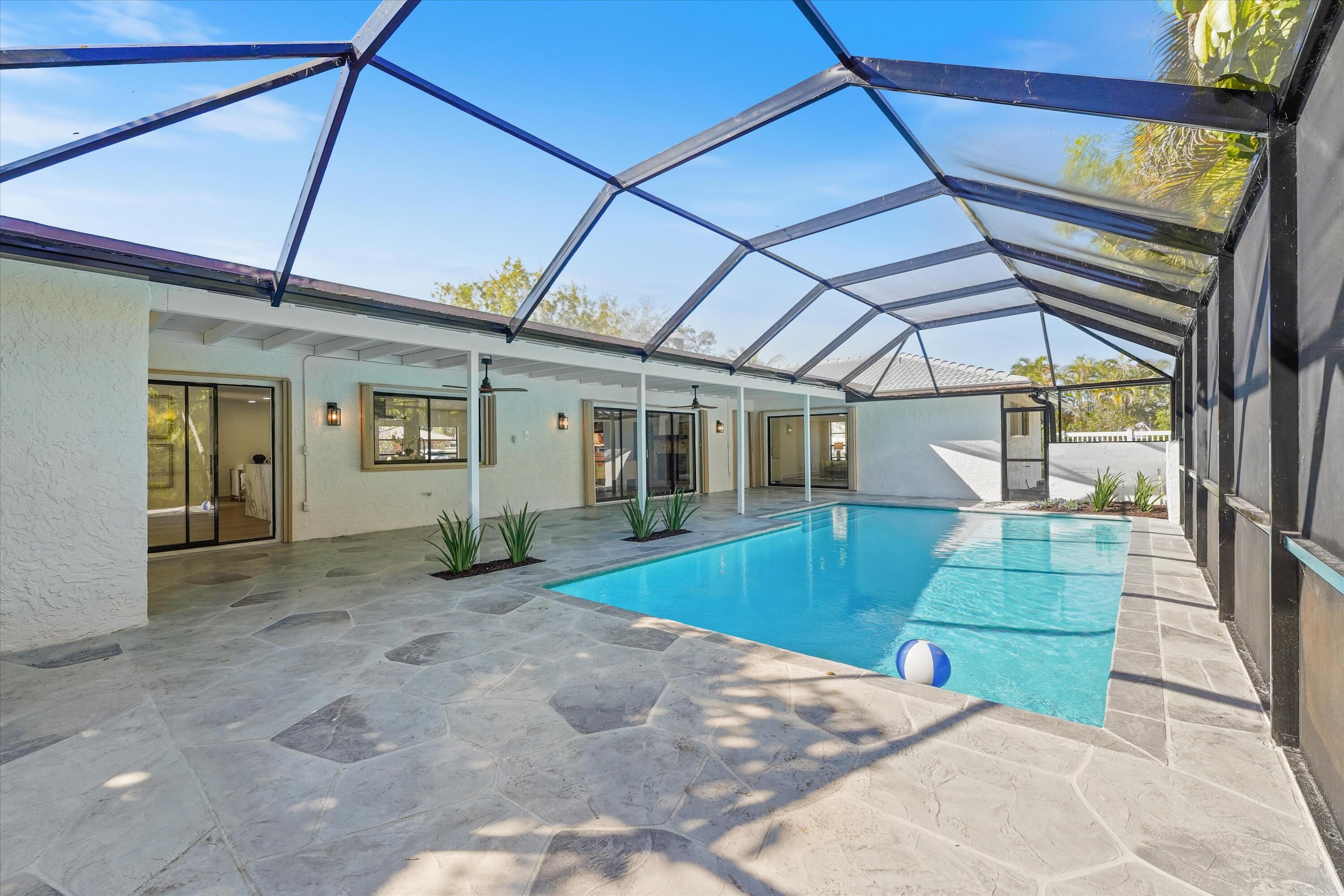 MAPLEWOOD - Residential