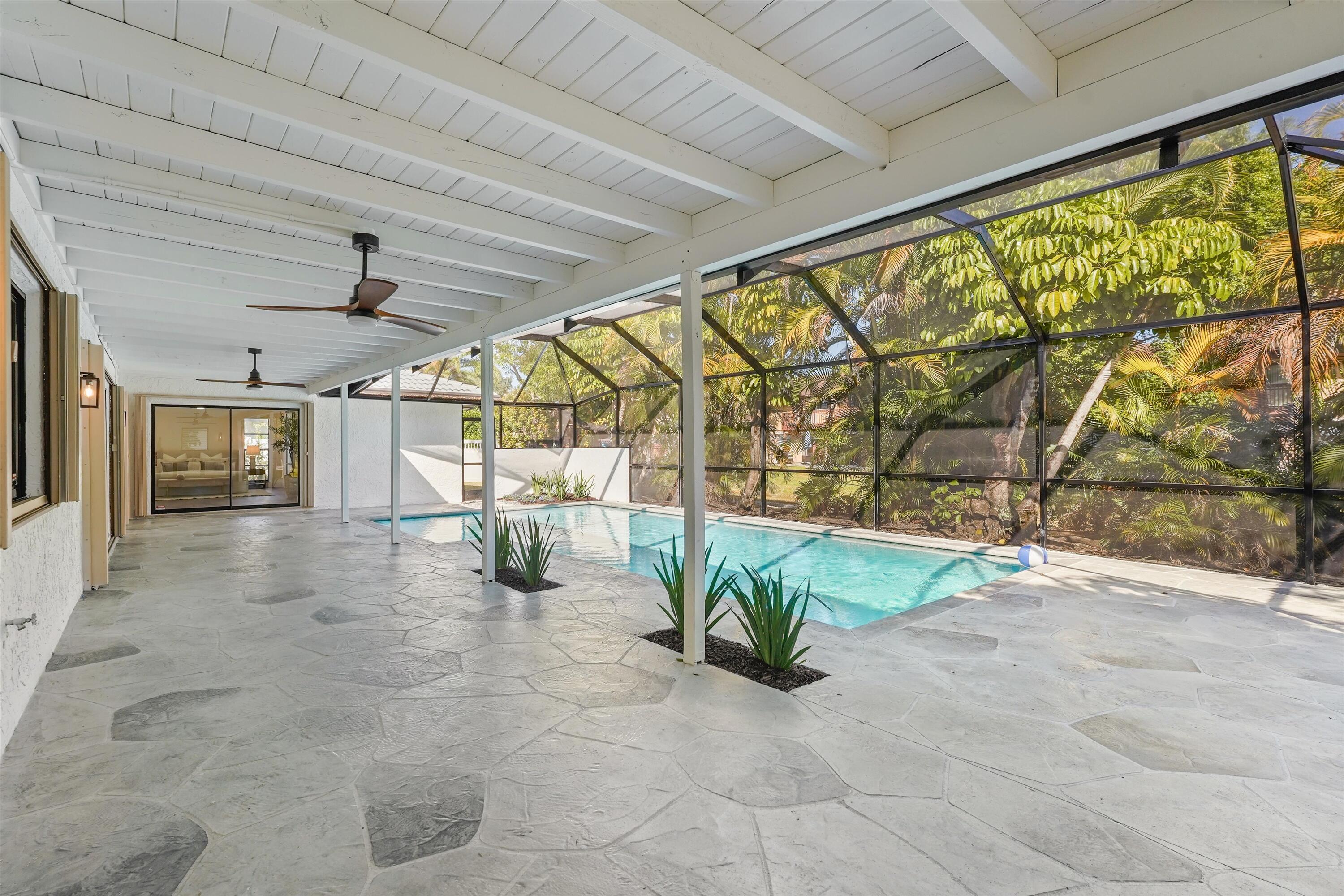 MAPLEWOOD - Residential