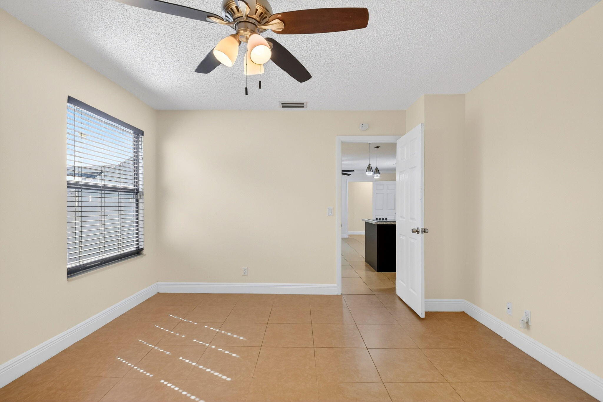 CROSSINGS OF BOYNTON BEACH CONDO - Residential