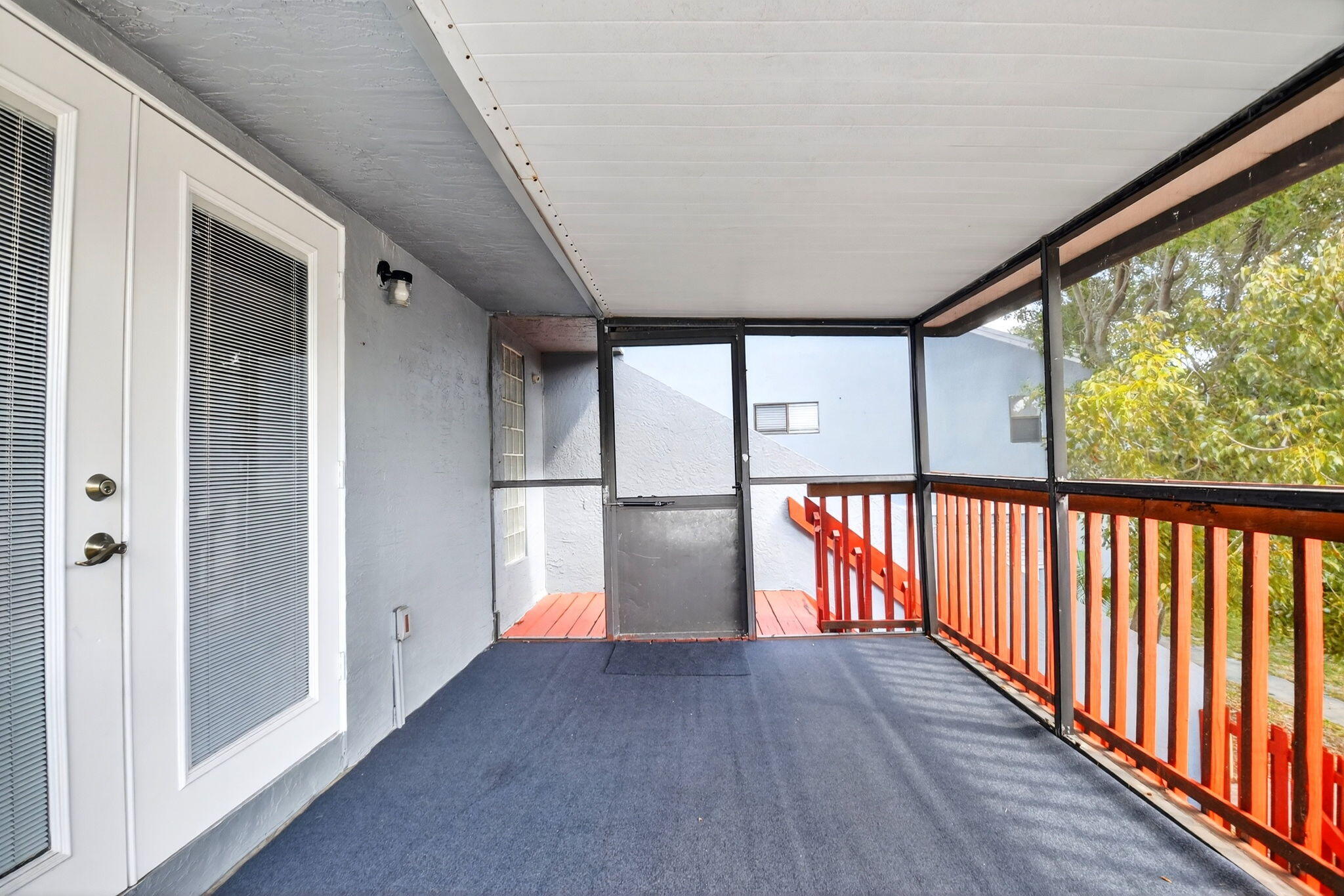 CROSSINGS OF BOYNTON BEACH CONDO - Residential