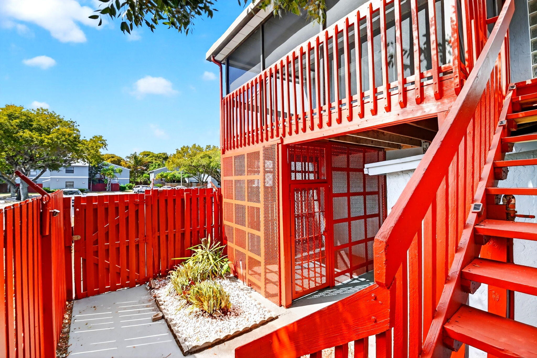 18 Crossings Circle F