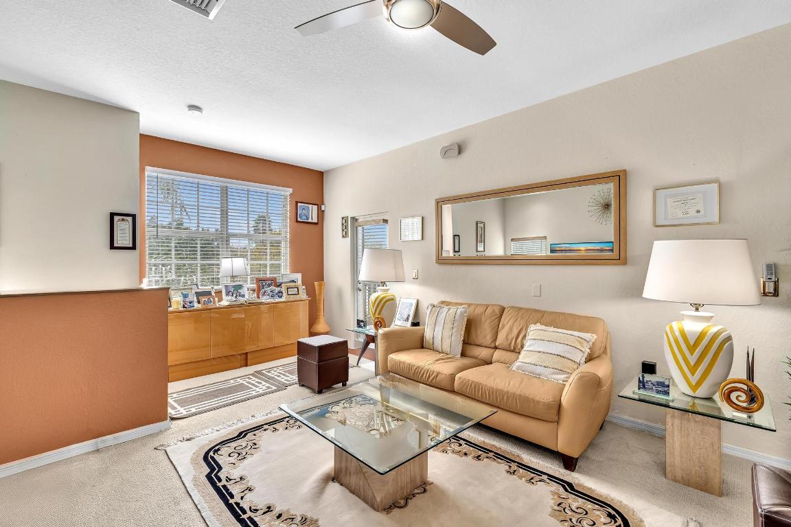 HAMPTON HILLS CONDO - Residential