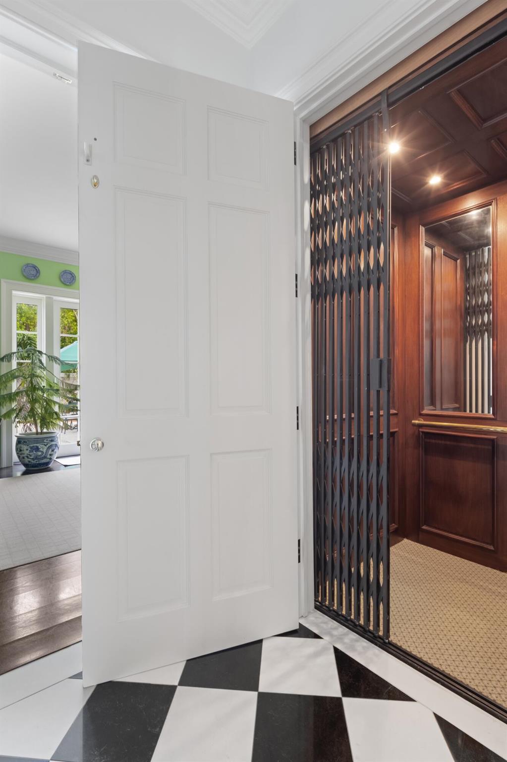 BOULEVARD ESTATES - Residential