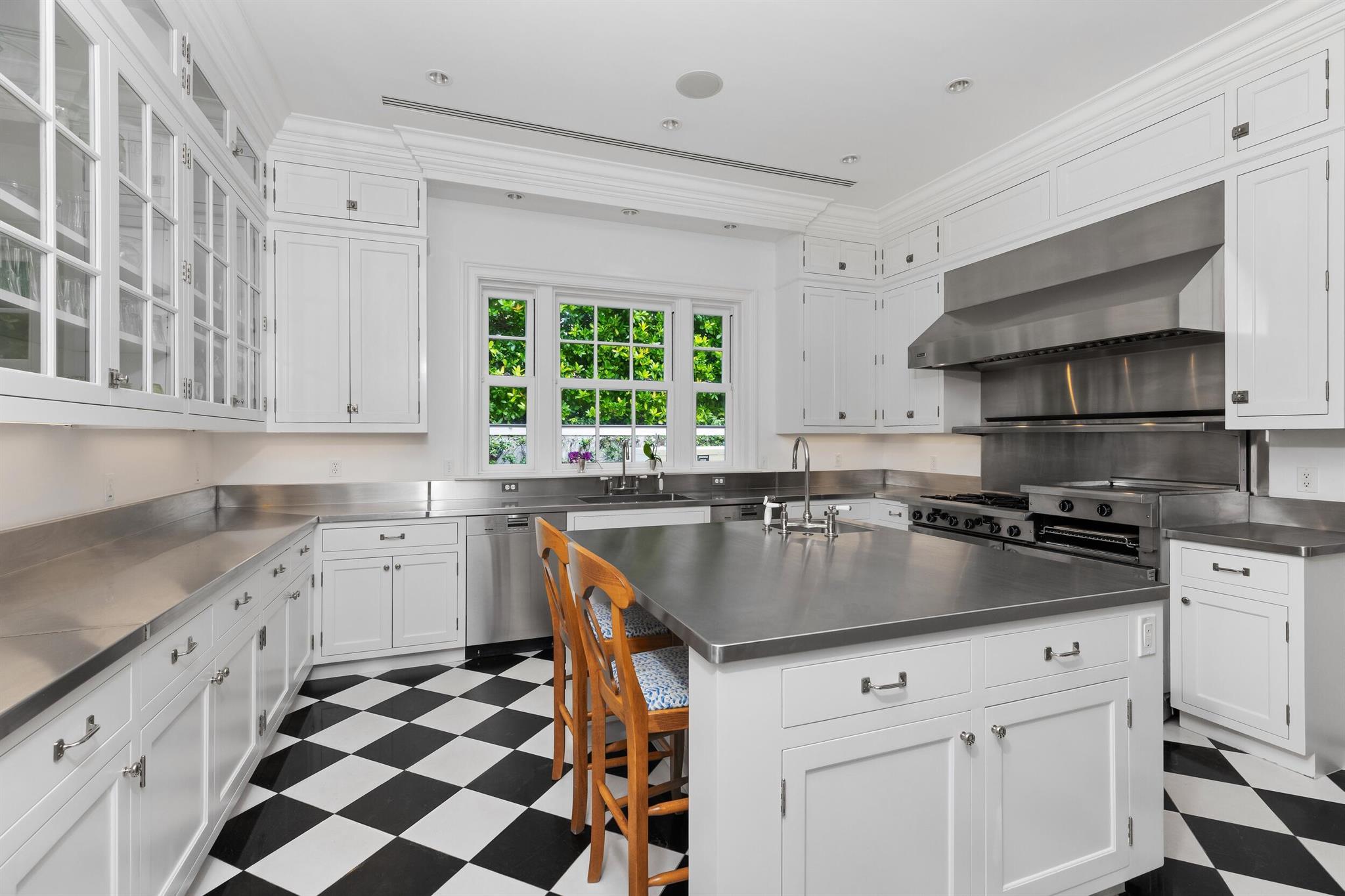 BOULEVARD ESTATES - Residential