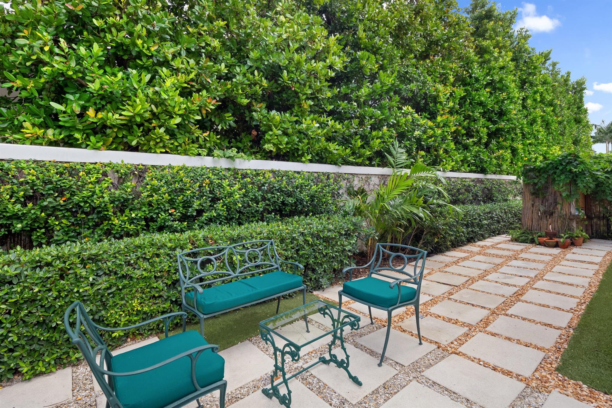 BOULEVARD ESTATES - Residential