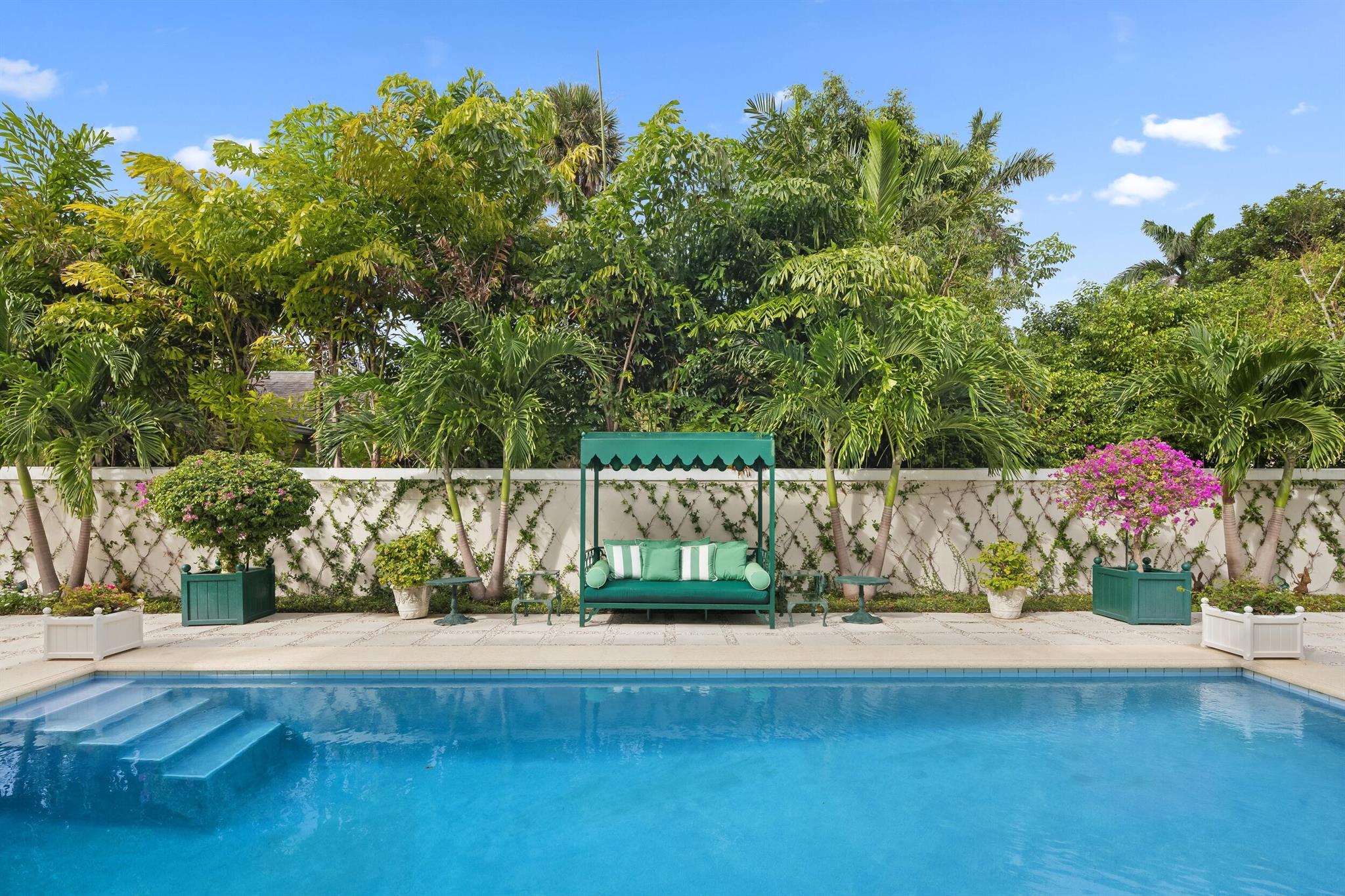 BOULEVARD ESTATES - Residential