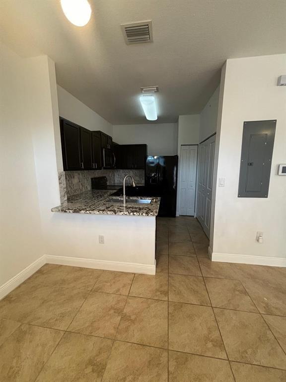 EDC ASSOCIATES PLAT - Residential Lease