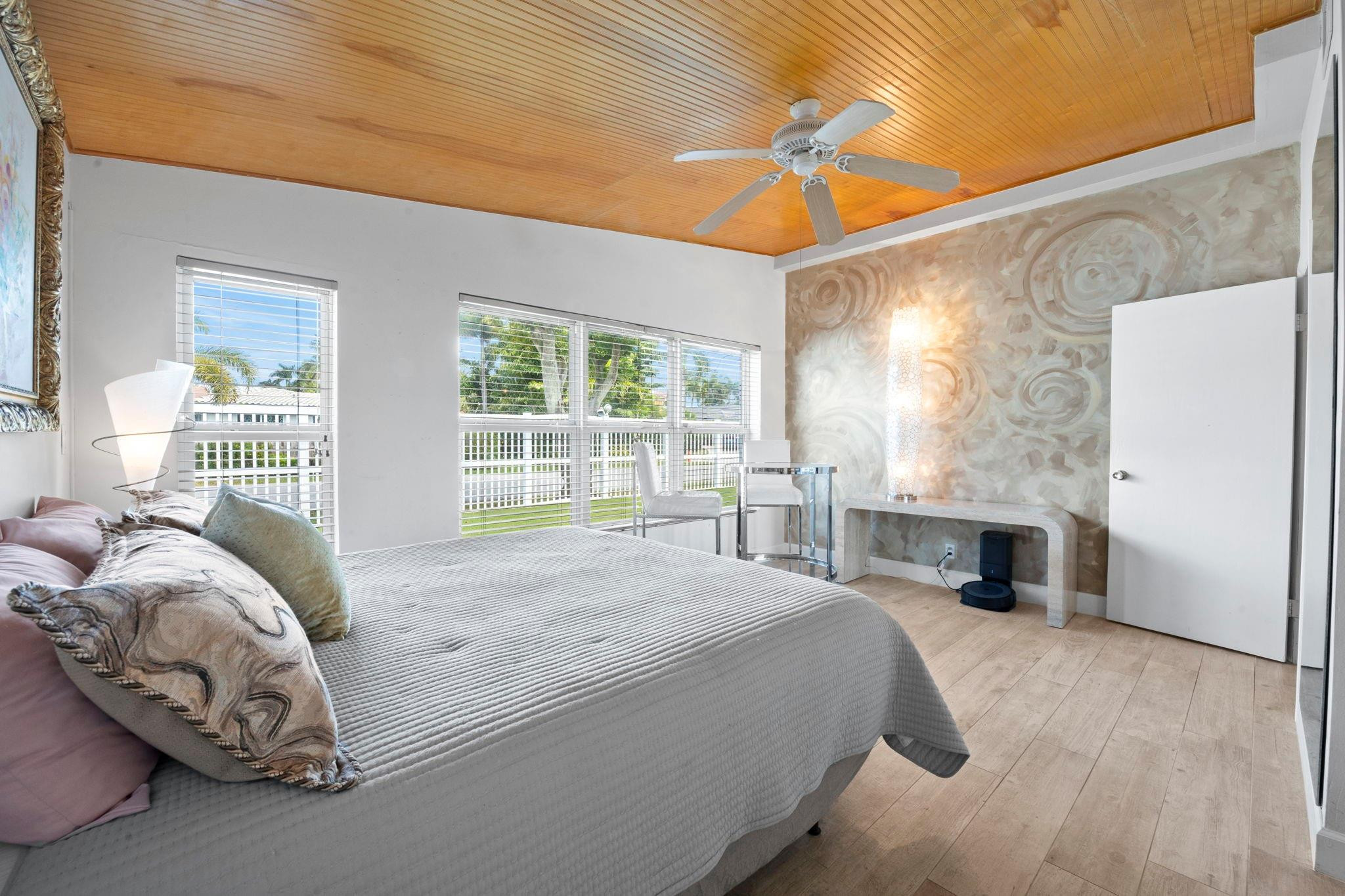 Lighthouse Point First Se - Residential