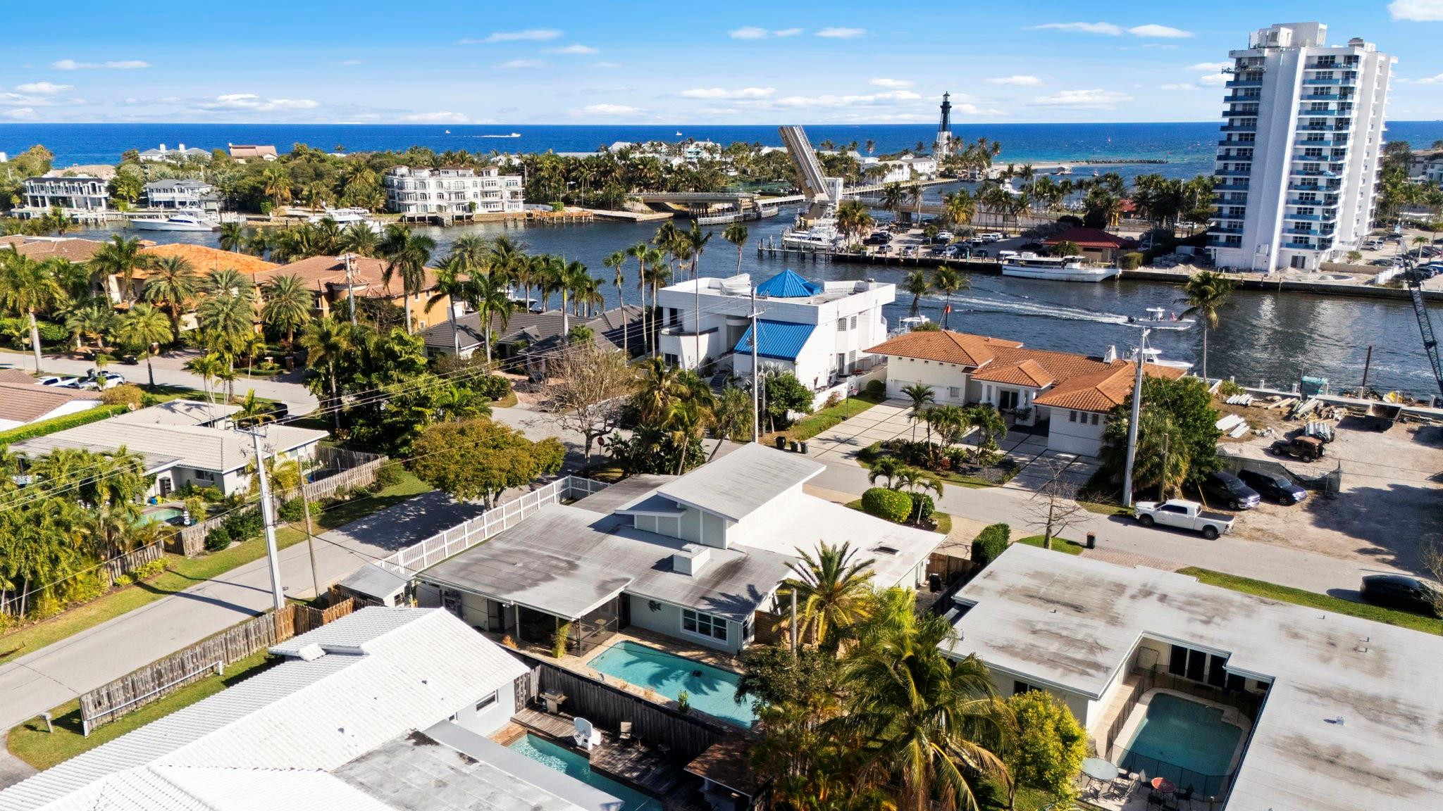 Lighthouse Point First Se - Residential