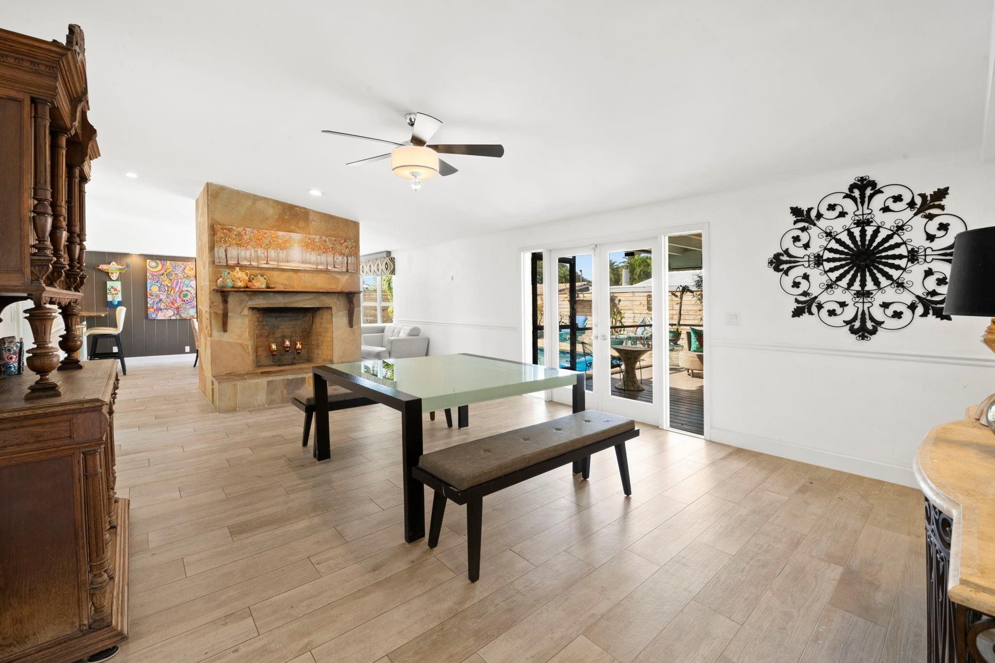 Lighthouse Point First Se - Residential