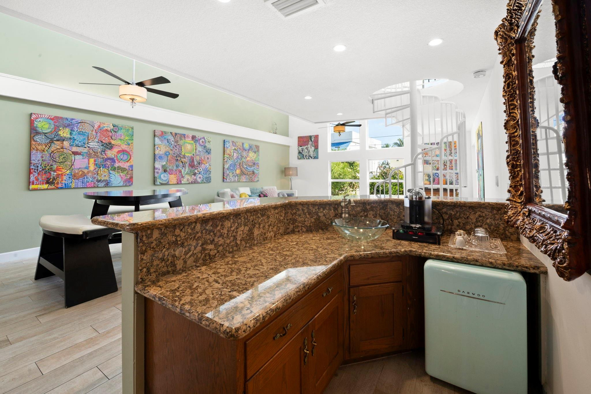 Lighthouse Point First Se - Residential