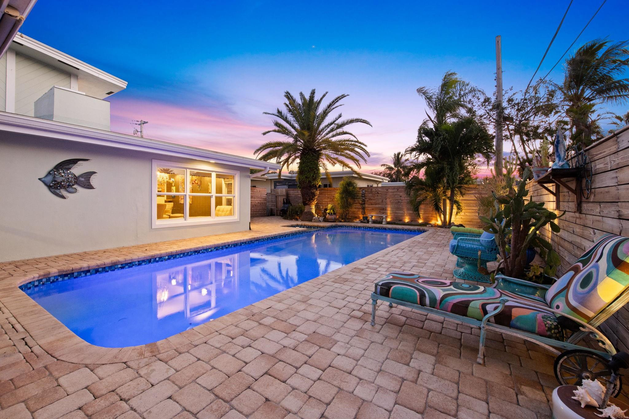 Lighthouse Point First Se - Residential