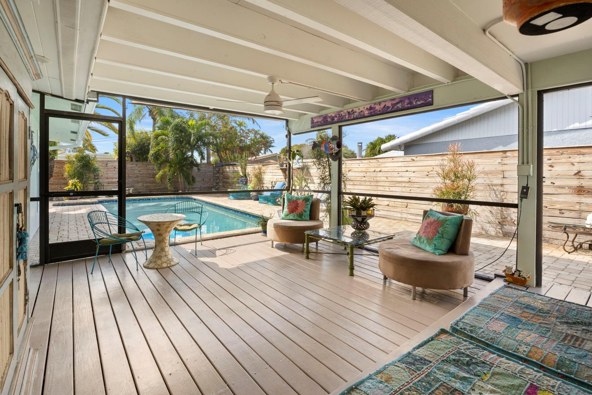 Lighthouse Point First Se - Residential