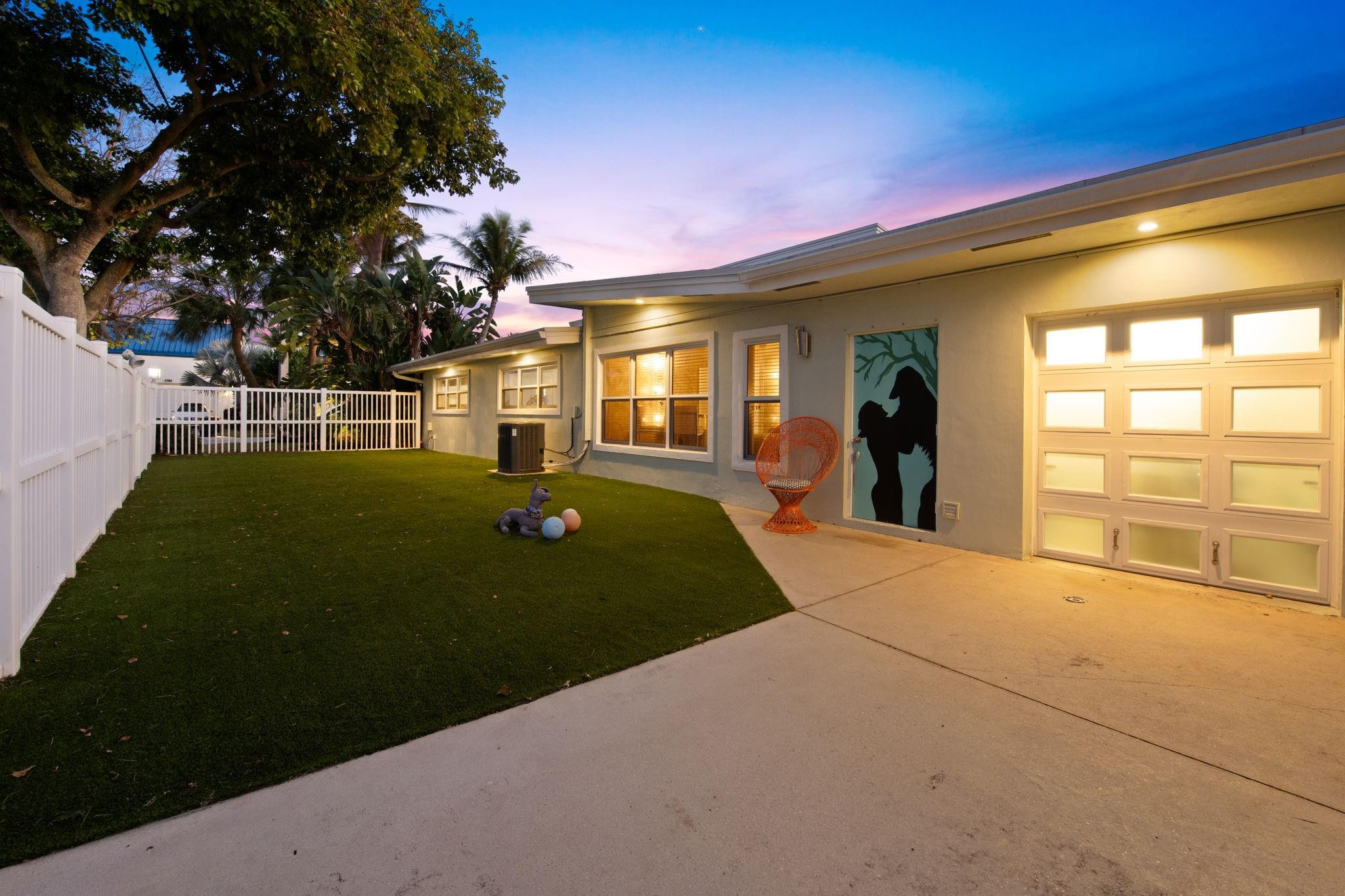 Lighthouse Point First Se - Residential