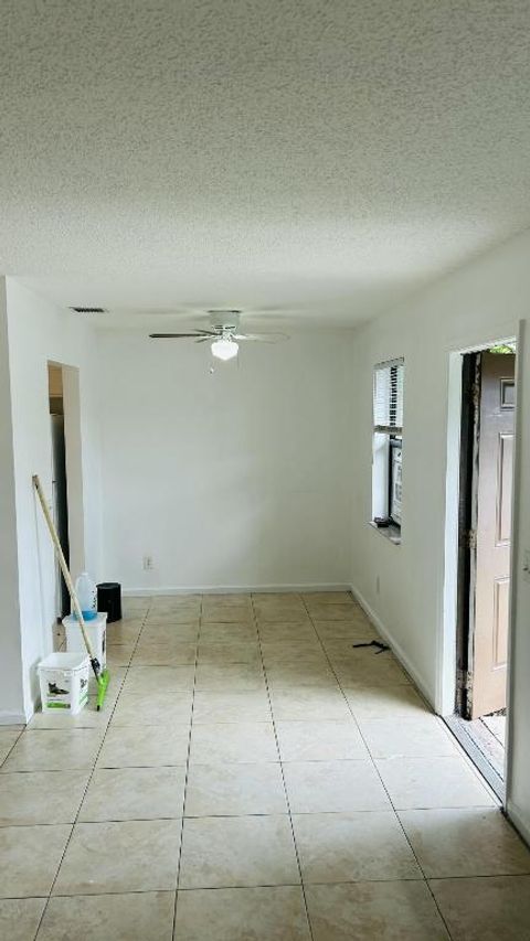 Tiny photo for 2345 N 2nd Avenue N #11, Lake Worth, FL 33461 (MLS # R11132046)