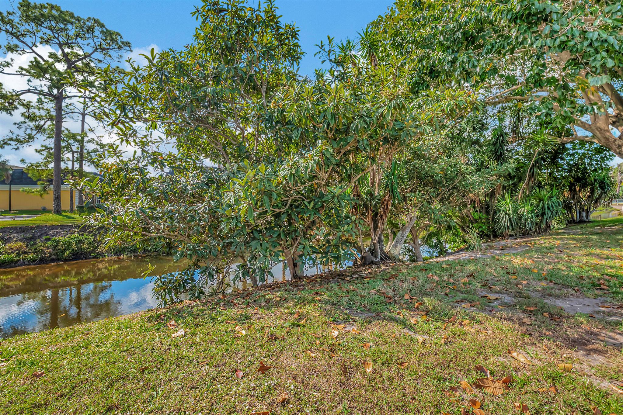 DELRAY VILLAS 1 - Residential