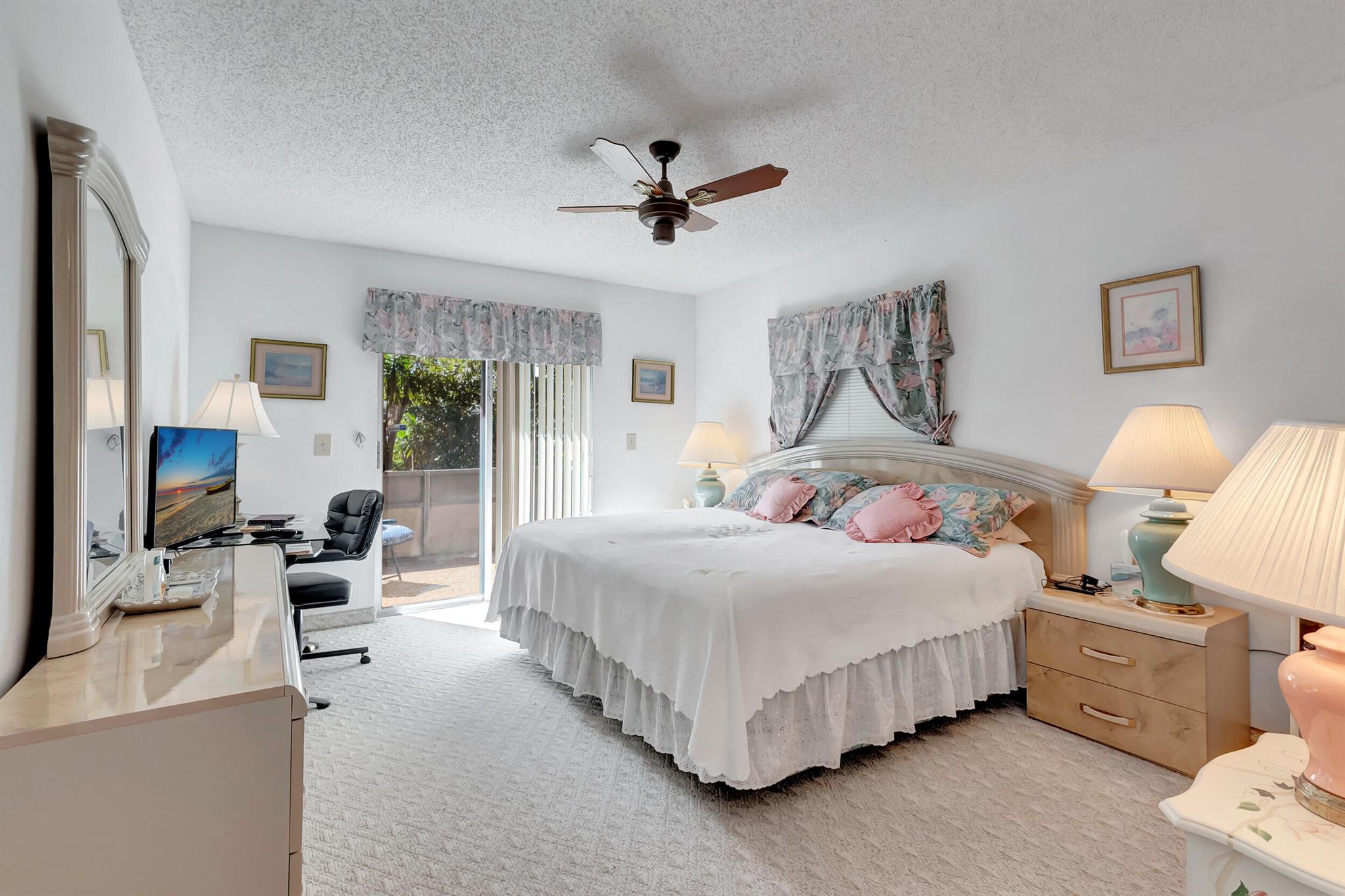 DELRAY VILLAS 1 - Residential