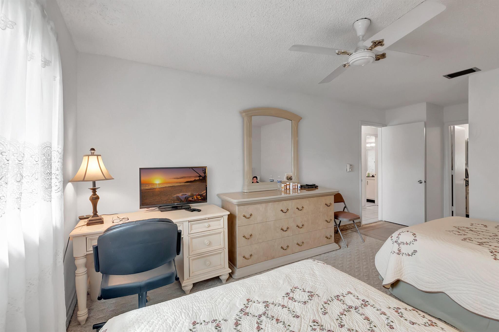 DELRAY VILLAS 1 - Residential