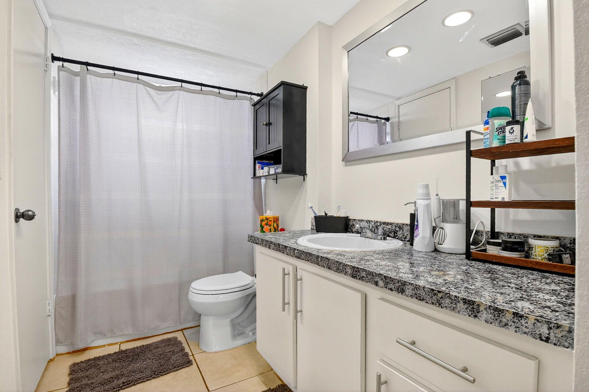 GEORGETOWN CONDO - Residential Lease